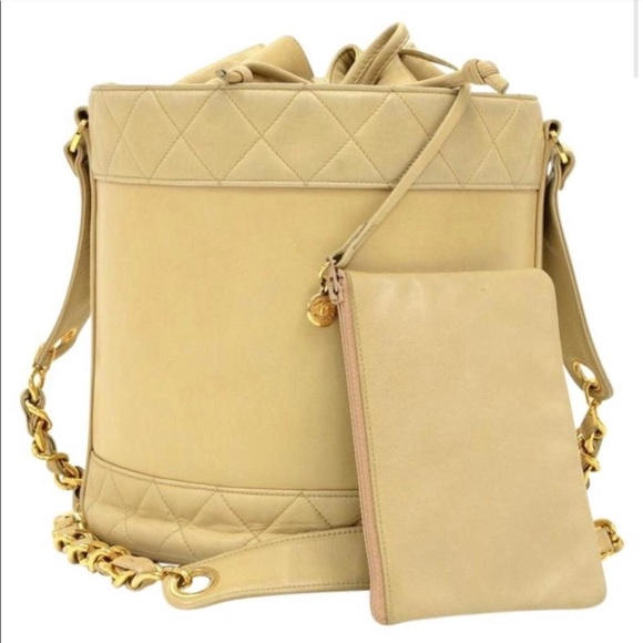Auth Chanel Bucket Vintage Cream Lambskin Leather - Picture 1 of 12